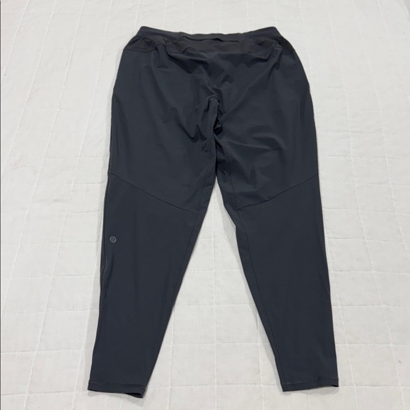 Lululemon Switch Up Pants - Picture 7 of 11